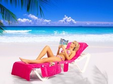 THE ITSA SUNLOUNGER BEACH